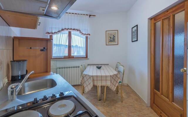 Nice Home in Pula With Wifi and 8 Bedrooms