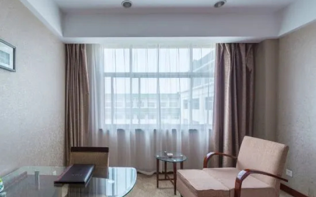 Yancheng Hotel