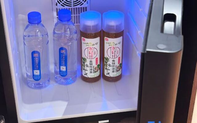 Yunxiao Junyi International Hotel