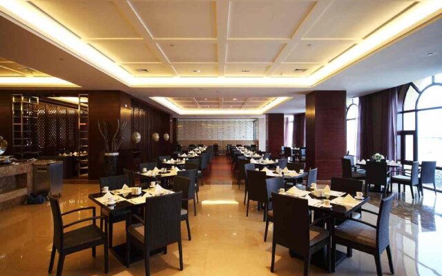 Haiyang Shenglong Jianguo Hotel