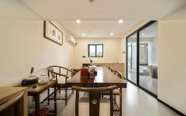 Luoyuan Jiujiu Express Hotel（Louyuan Bay Ocean World Cooperative Hotel）