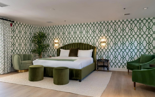 The Colony Palms Hotel and Bungalows - Adults Only