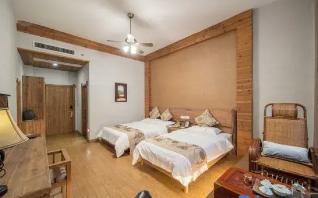 Tao Ran Hotel (Mount Wuyi Ziyang Ancient Town North Street)
