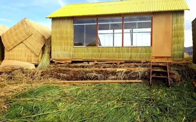 Uros Lupaka Lodge Hotel