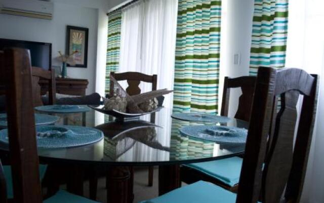 Cadaques Caribe Apartment