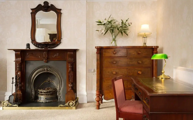 Lincoln House Hotel