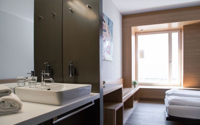 Hotel & Lounge by Hyve Basel SBB