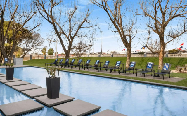 Protea Hotel by Marriott O.R. Tambo Airport