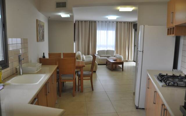 Isra Home Apartment Hanaviim 58