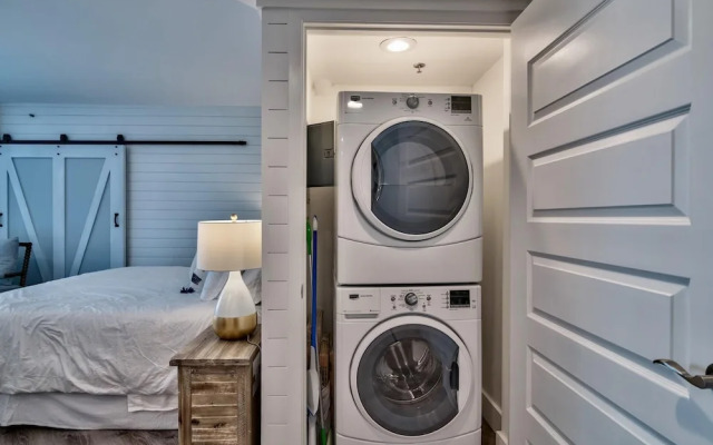 East Pass Towers 111