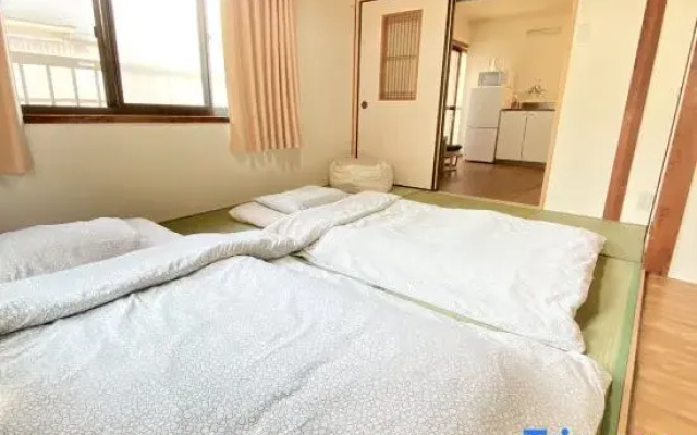 Linlin House C D