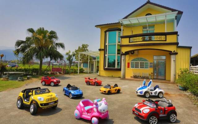 An Ti Li Ya Homestay