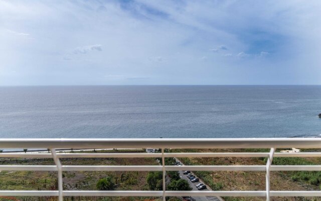 Close to the Beach, Vista Formosa I