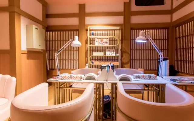 Qiletang Hot Spring Hotel