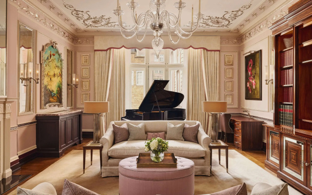 The Connaught, Maybourne