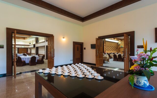 Pinnacle Grand Jomtien Resort and Beach Club