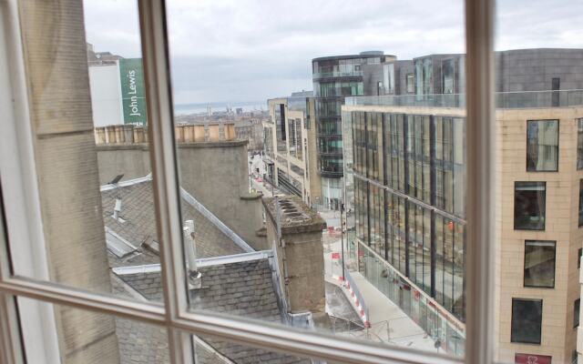 1 Bedroom Apartment in Central Edinburgh
