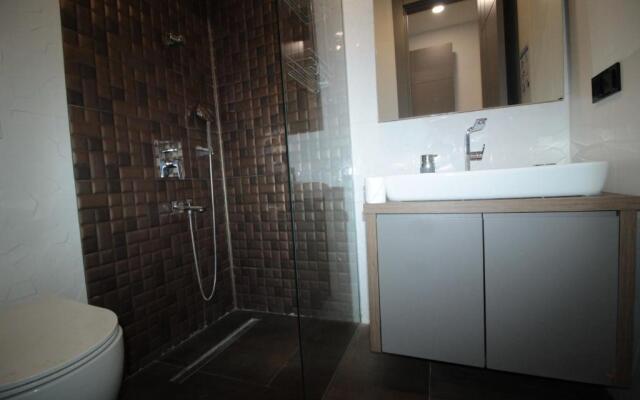 Ala Grand Residence