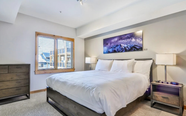 White Spruce Lodge by Spring Creek Vacations