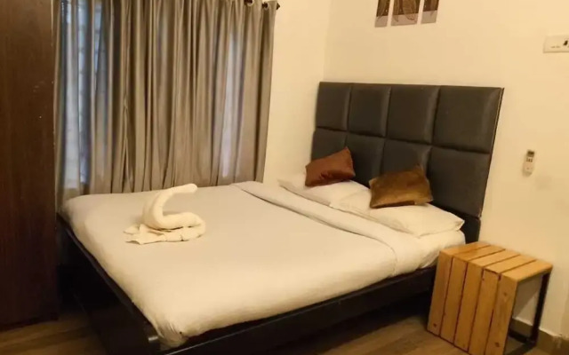 Thavika Silverwood Residence Yelagiri