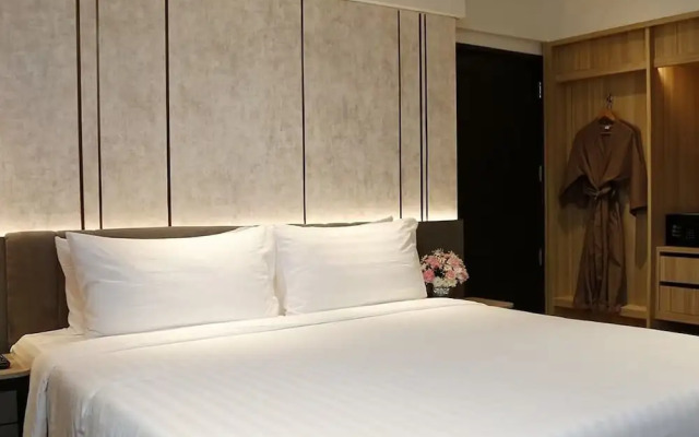 Miracle Grand Convention Hotel