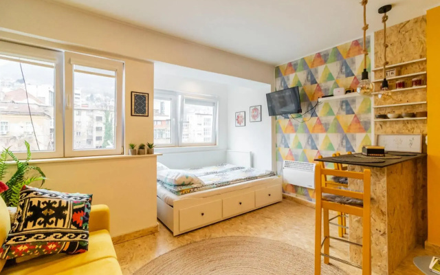 FestivalStreet Apartment