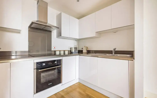 Modern 1 bed flat in Greenwich