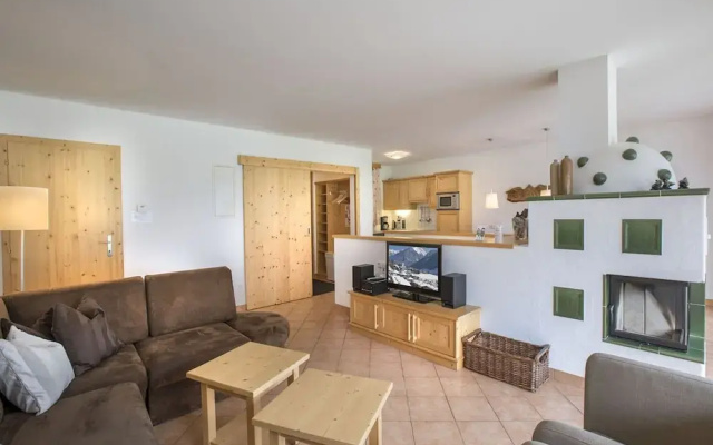Chalet in Konigsleiten Near Zillertal Arena