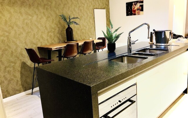 Chic Holiday Home in Nieuwpoort With Whirlpool