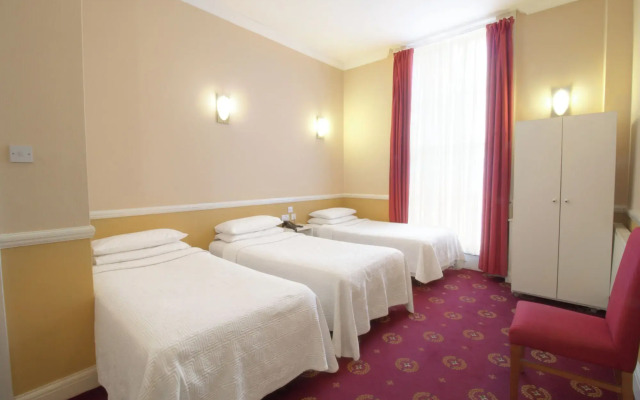 Balmoral House Hotel