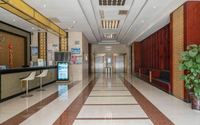 Golden Swan Hotel