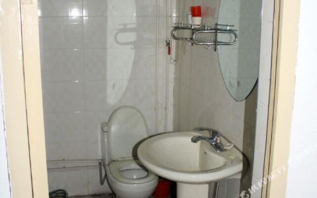 Jinzhong Qixian Danfengge Shengtai Hotel