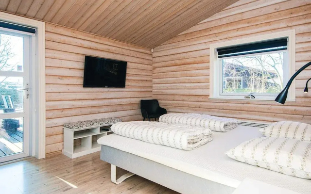 10 Person Holiday Home in Juelsminde-by Traum