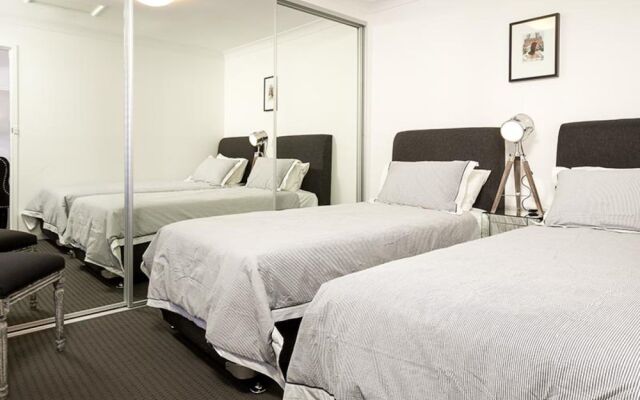 New York Dreamer - Central & Sophisticated