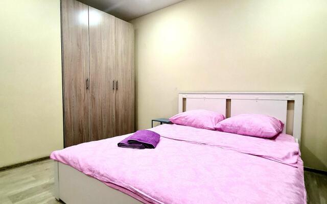 Apartments on Lakina passage 10