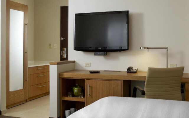 Hyatt Place Ontario / Rancho Cucamonga