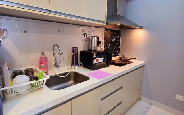 Neo Mutiara Damansara Studio 2PAX 1CP
