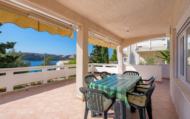 Awesome Apartment in Stara Novalja With 2 Bedrooms and Wifi