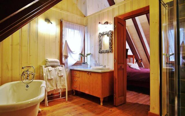 Chalets Alpins - 9017 Chemin des Alpages