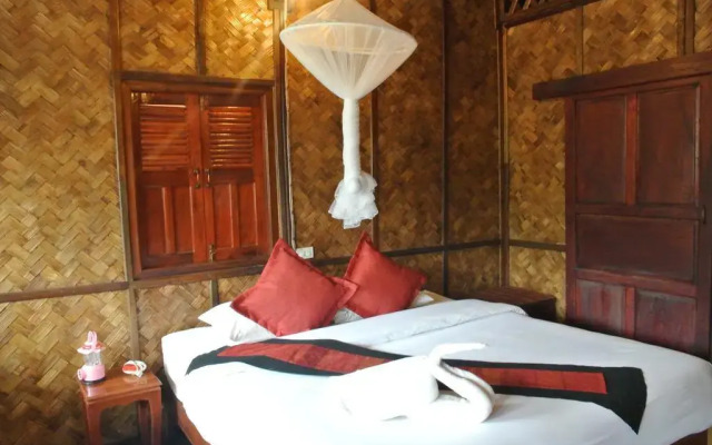 Mekong Riverside Lodge