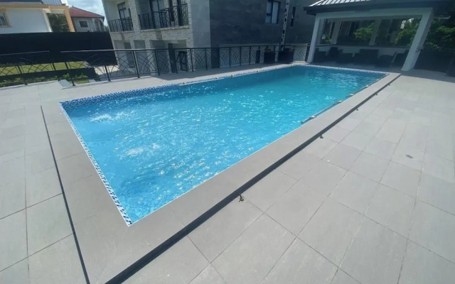 Home Xperience Luxury Apartments