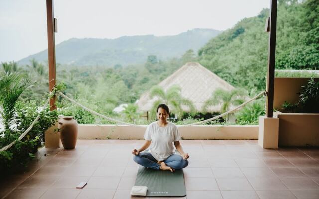 PORTER HOTEL - Surf & Yoga Retreat