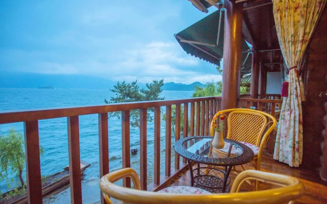 Lugu Lake In Love Inn Hostel