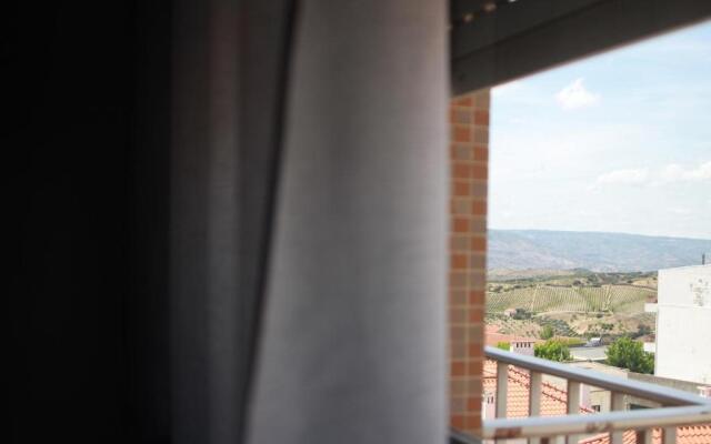 Caçula, Alojamento Local