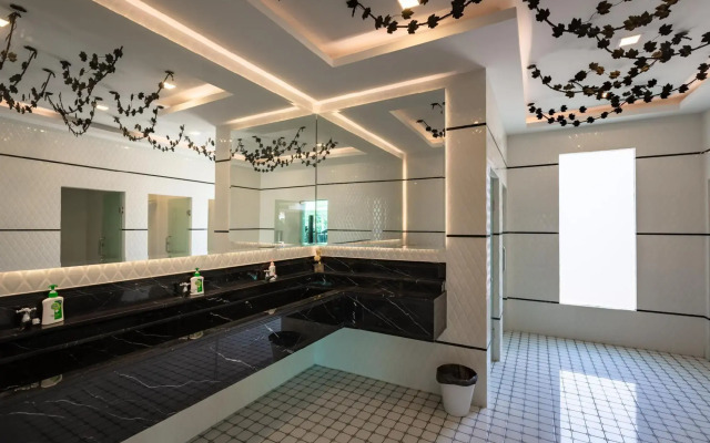 City Garden Tower Condominium