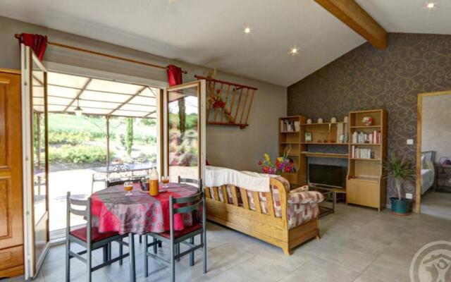 Gîte Genilac, 3 pièces, 3 personnes - FR-1-496-114