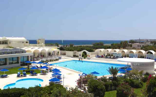 Mare Blue Hotel