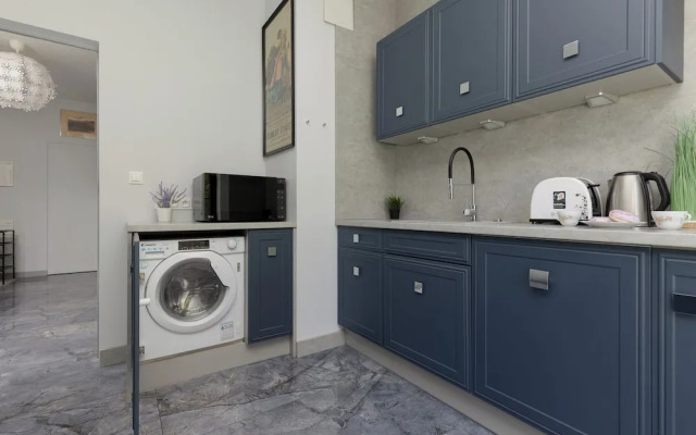 Okrzei Apartment Warsaw Praga by Renters