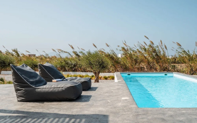 Villa Ama Plaka With 3 Bedrooms and 3 Bathrooms