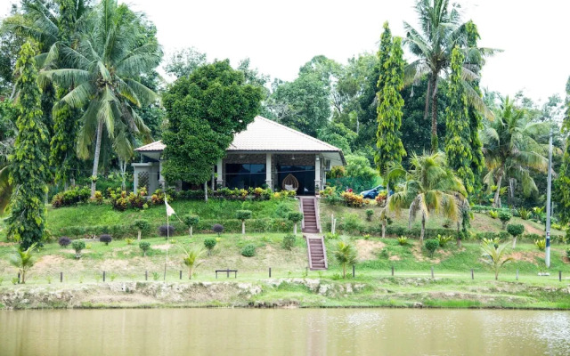 Kampung Bongsu Farmstay